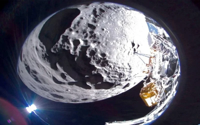 اكتشاف غامض.. مركبة صينية ترصد جسماً مجهولاً فوق سطح الجانب البعيد للقمر